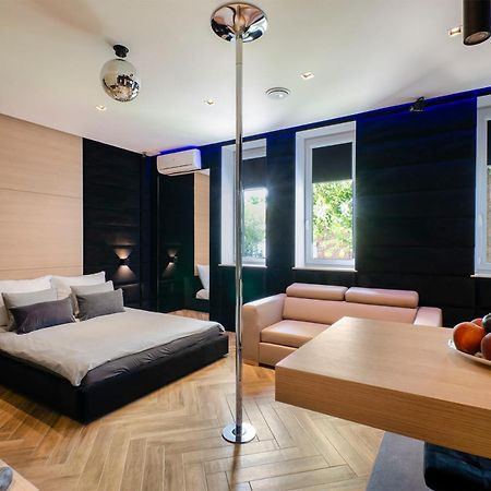 Lupoapartments Z Jacuzzi Pole Dance Leczycka 29 Klimatyzacja Parking Dostep Na Kod Łódź Esterno foto
