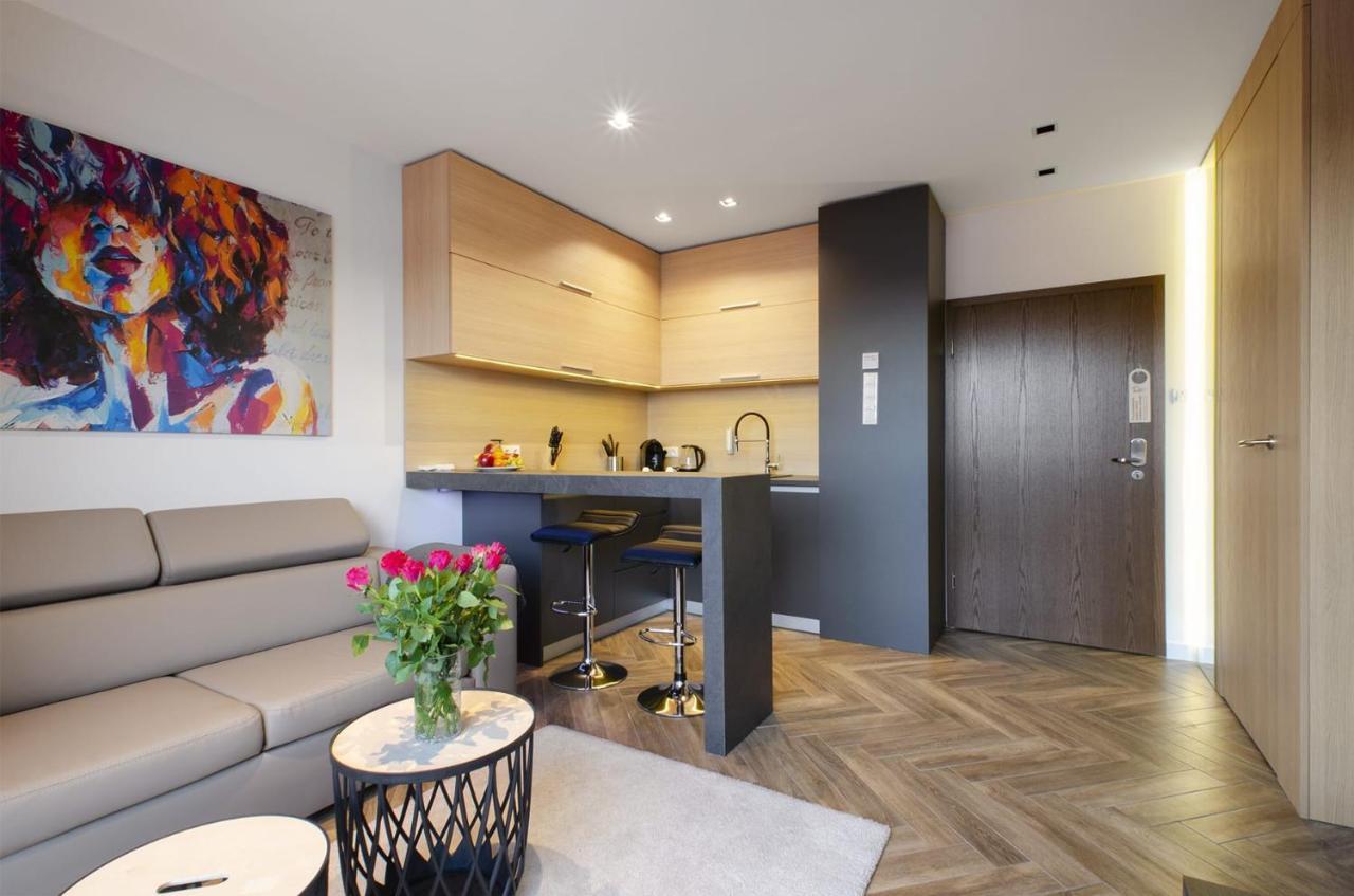 Lupoapartments Z Jacuzzi Pole Dance Leczycka 29 Klimatyzacja Parking Dostep Na Kod Łódź Esterno foto