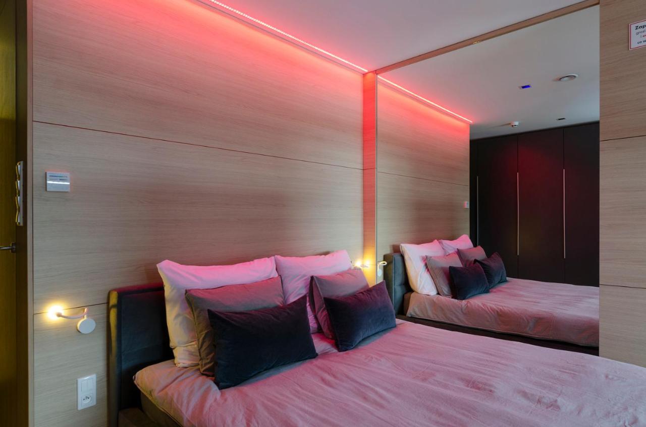 Lupoapartments Z Jacuzzi Pole Dance Leczycka 29 Klimatyzacja Parking Dostep Na Kod Łódź Camera foto