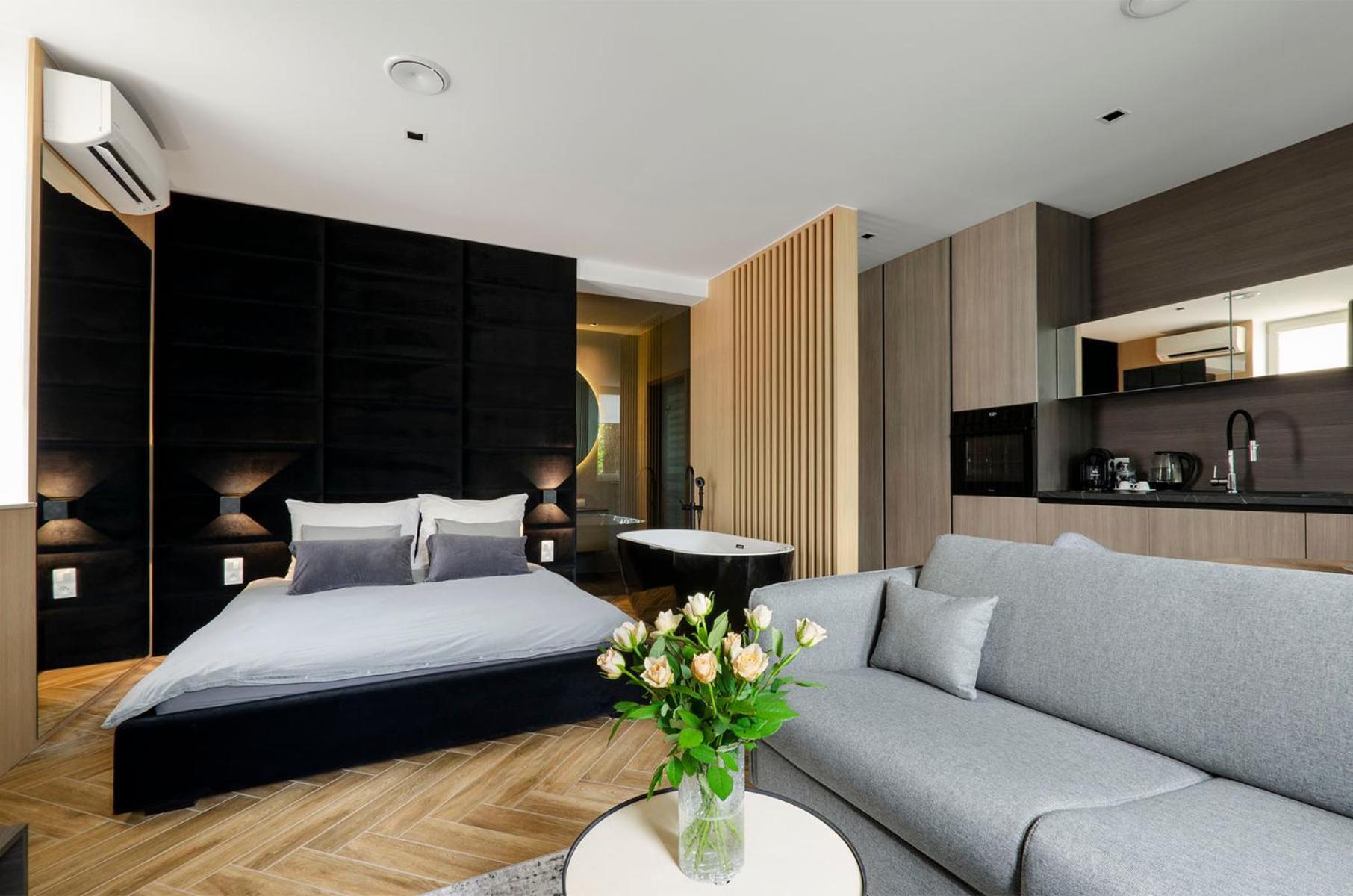 Lupoapartments Z Jacuzzi Pole Dance Leczycka 29 Klimatyzacja Parking Dostep Na Kod Łódź Esterno foto