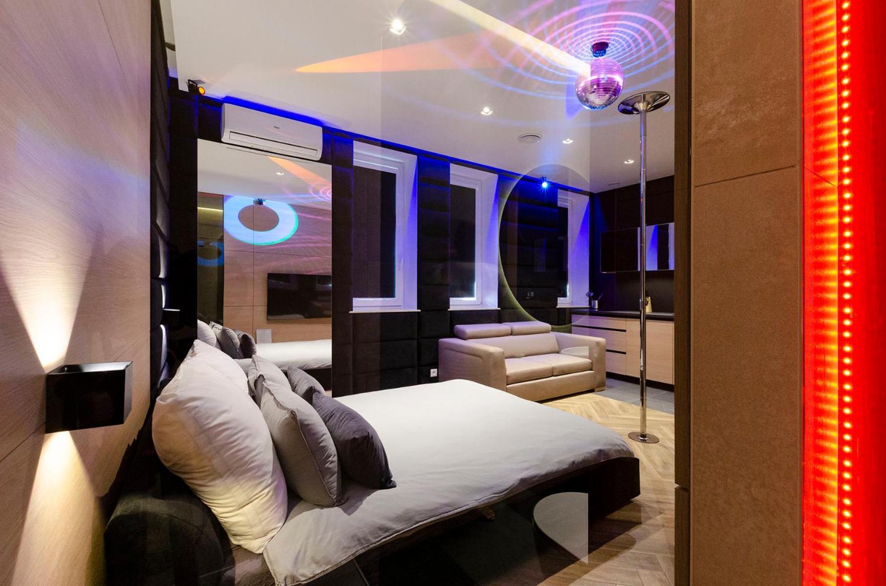 Lupoapartments Z Jacuzzi Pole Dance Leczycka 29 Klimatyzacja Parking Dostep Na Kod Łódź Camera foto